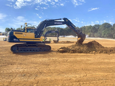 Hyundai Excavators Now Upgradeable from 2D to Trimble 3D Grade Control