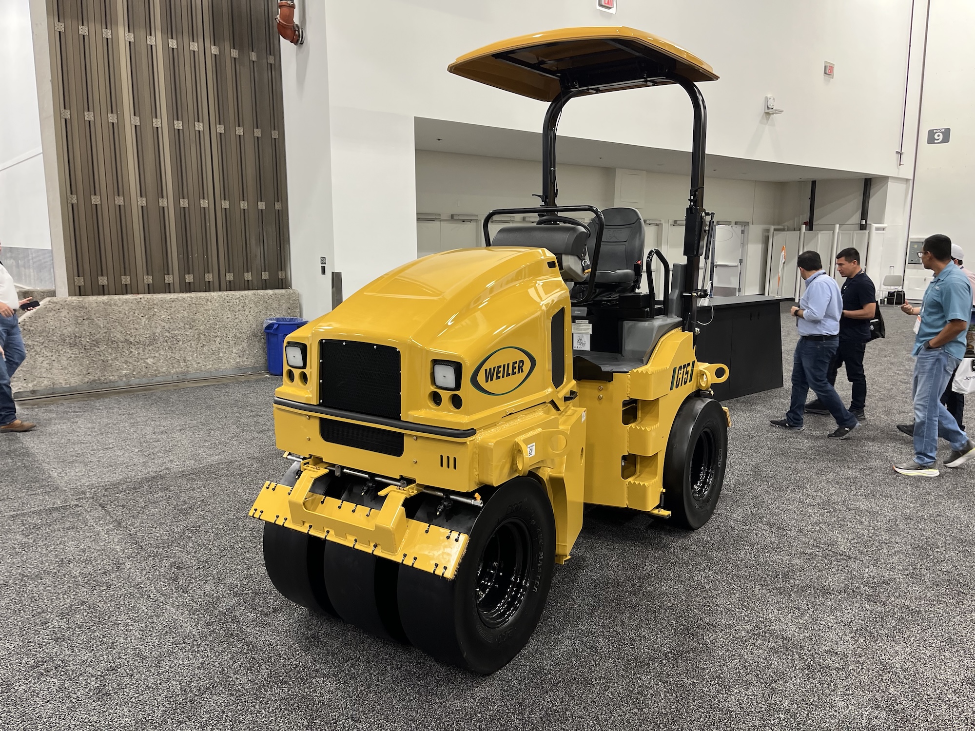 Weiler Showcases New CT5 Pneumatic Roller at ConExpo 2026