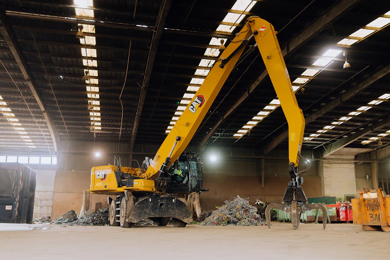 New Caterpillar Grapples, Buckets Designed to Boost Productivity ...