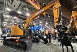 Case CE CX255E SR at ConExpo 2026.