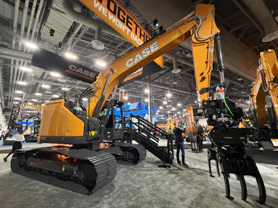 Case CE CX255E SR at ConExpo 2026.
