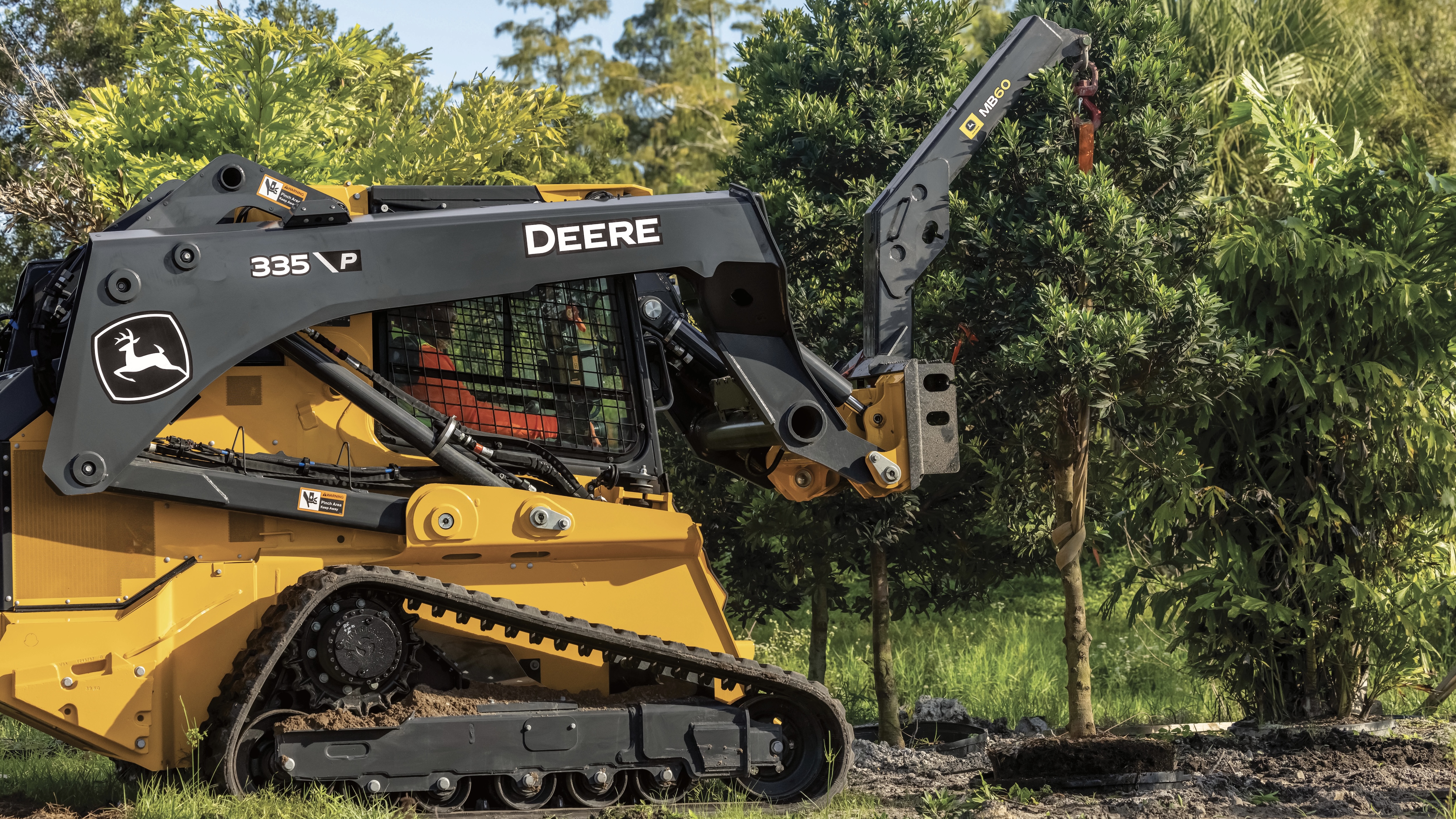 New John Deere MB60 Material Boom Improves Load Placement for Compact Loaders