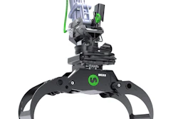 The new Steelwrist SQ40 automatic coupler with a Steelwrist X07 tiltrotator
