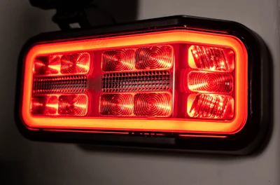 Tmax Cascading Taillight