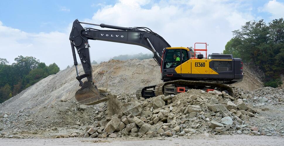 Volvo’s New Big Digger Revealed — The 56-Ton EC560 Excavator with 6 ...
