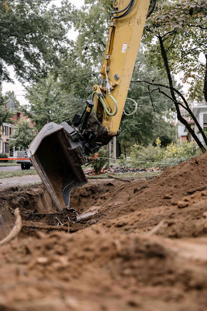 Werk-Brau Debuts Tilt Buckets — No Separate Tilting Attachment Required