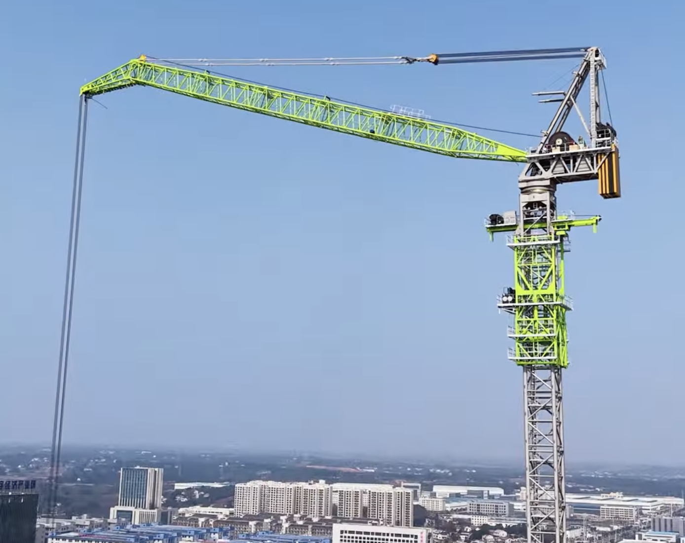 Zoomlion Unveils World’s Tallest Tower Crane for Wind Turbine Construction