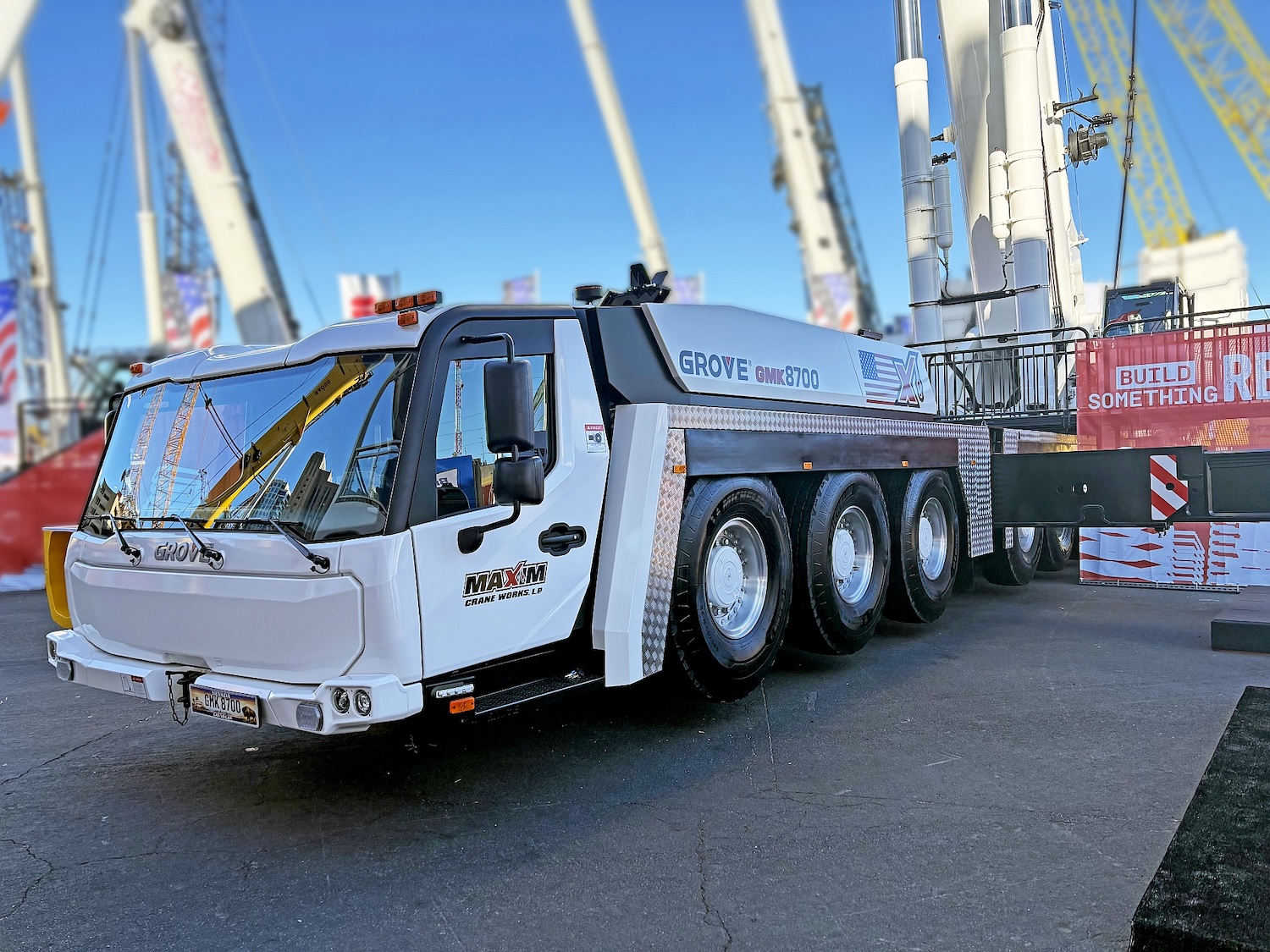 The new GMK8700 will become the largest mobile all-terrain crane in Grove's portfolio.