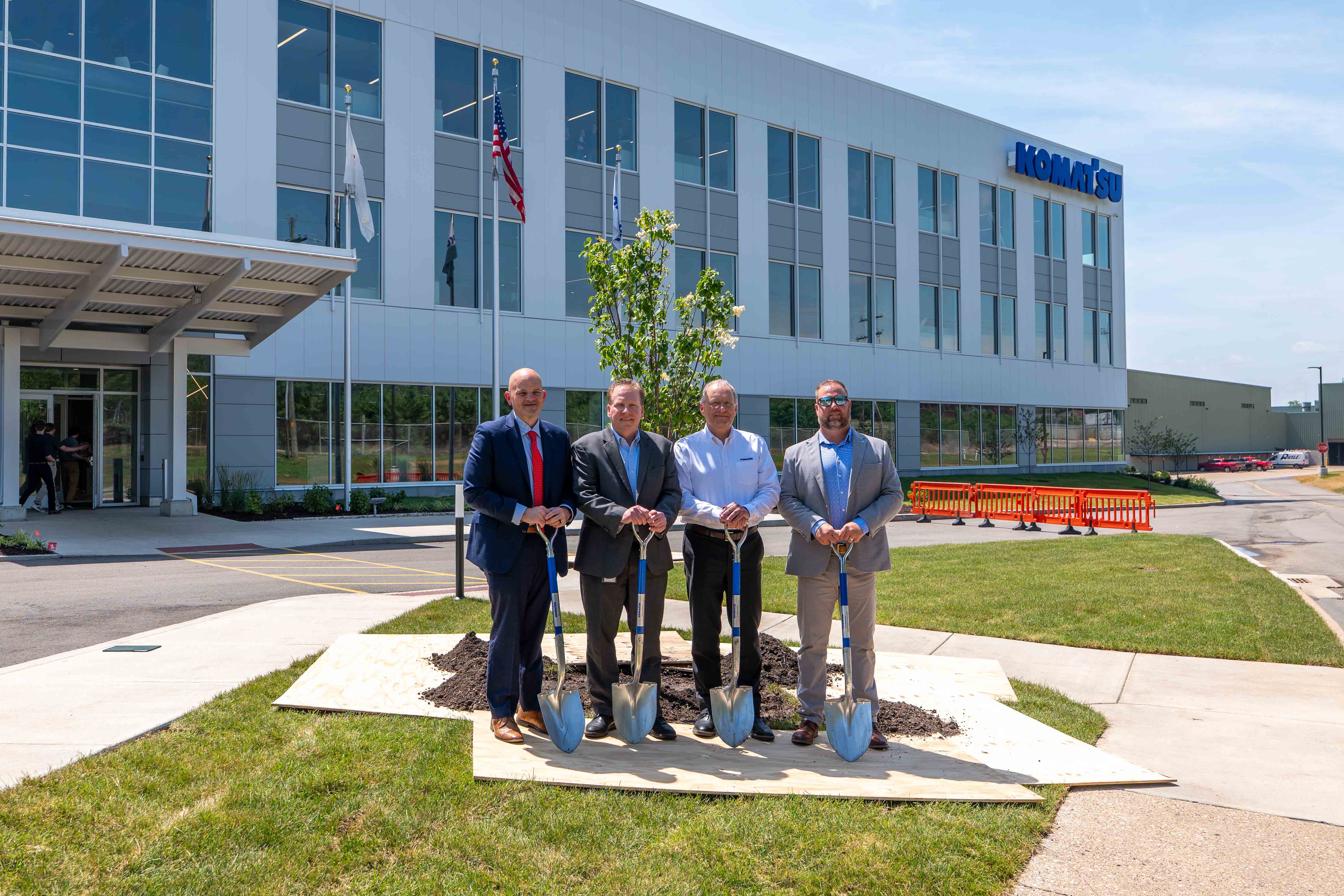 Komatsu New Building Peoria