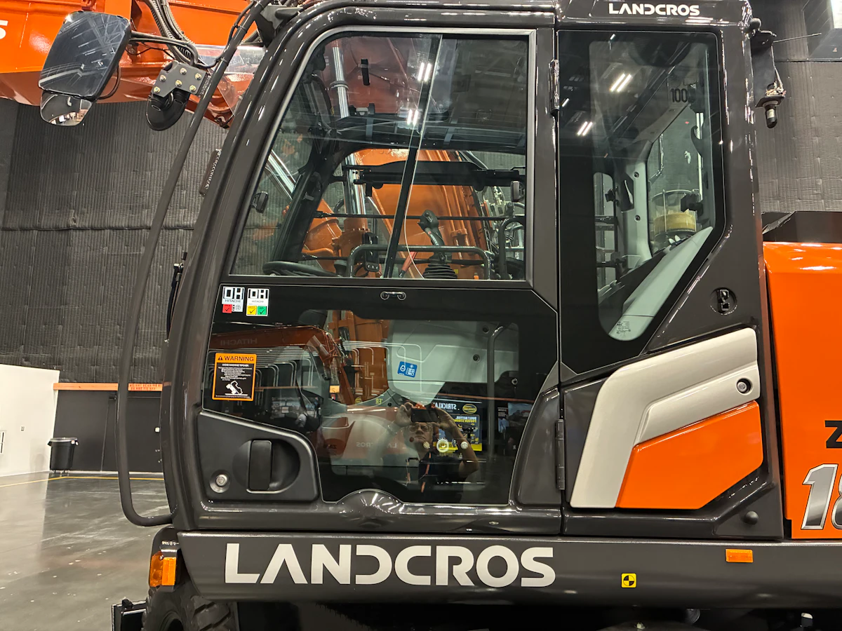 Hitachi Unveils Its First Wheeled Excavators for North America