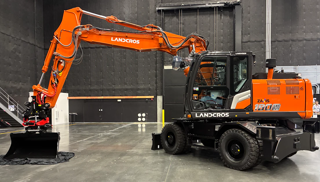 Hitachi Unveils Its First Wheeled Excavators for North America