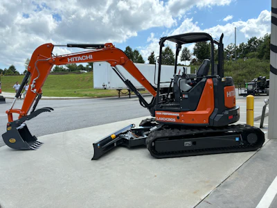 Hitachi Zx50 U Side
