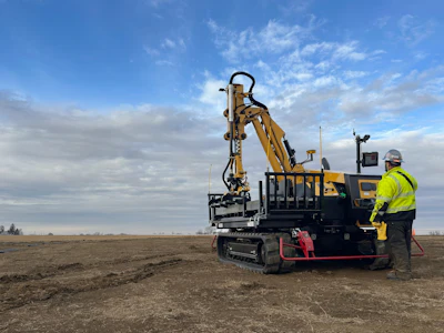 Mt500 With Worker