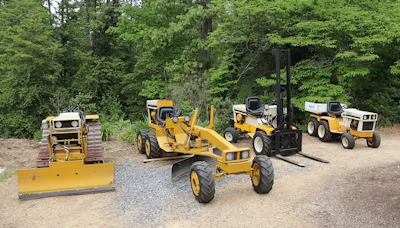 In a recent YouTube video, Frank pulled out his 'Custom Cub Corral' of mini dozer, motor grader, forklift and UTV.