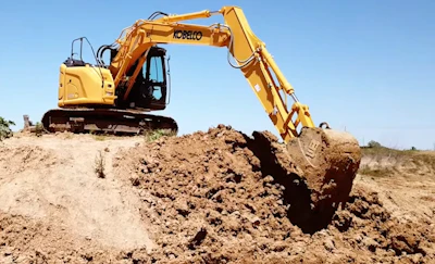The SK140SRLC-7 is KOBELCO's top-seller.