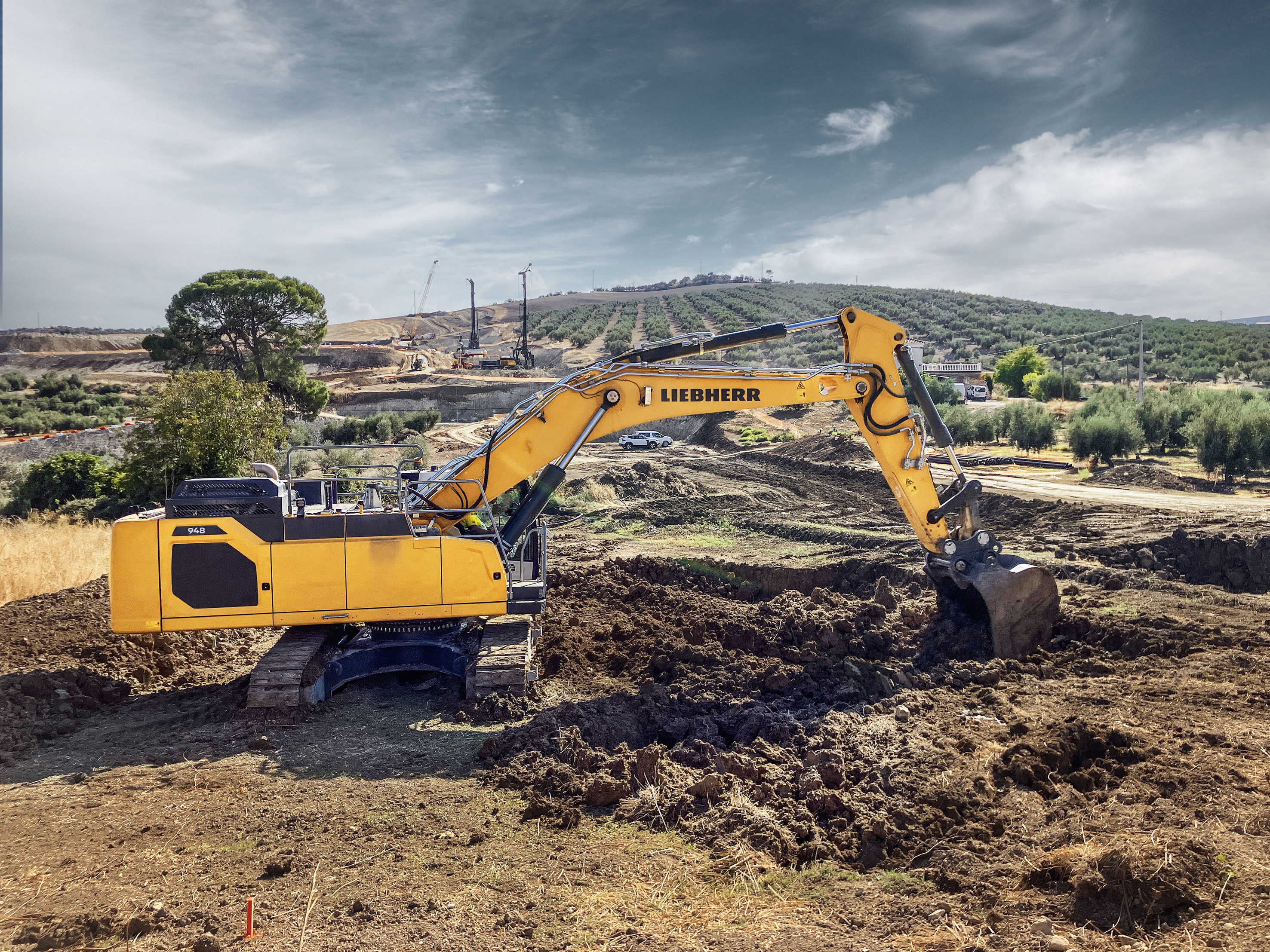 Liebherr's new 50-metric-ton R 948 excavator is designed for heavy earthmoving.